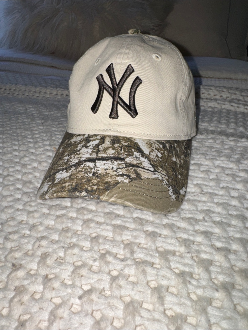 Aritzia Beige Cap with Camouflage Brim